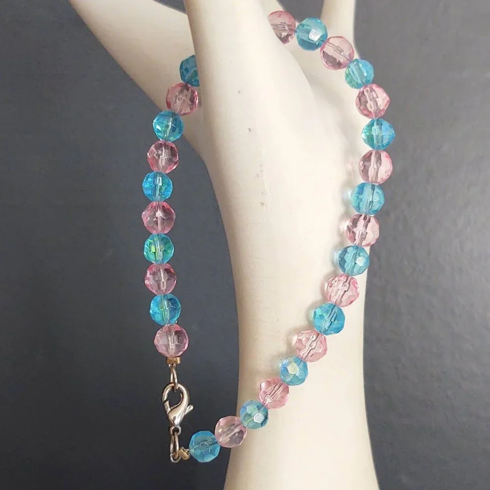Blue and pink glass bead bracelet